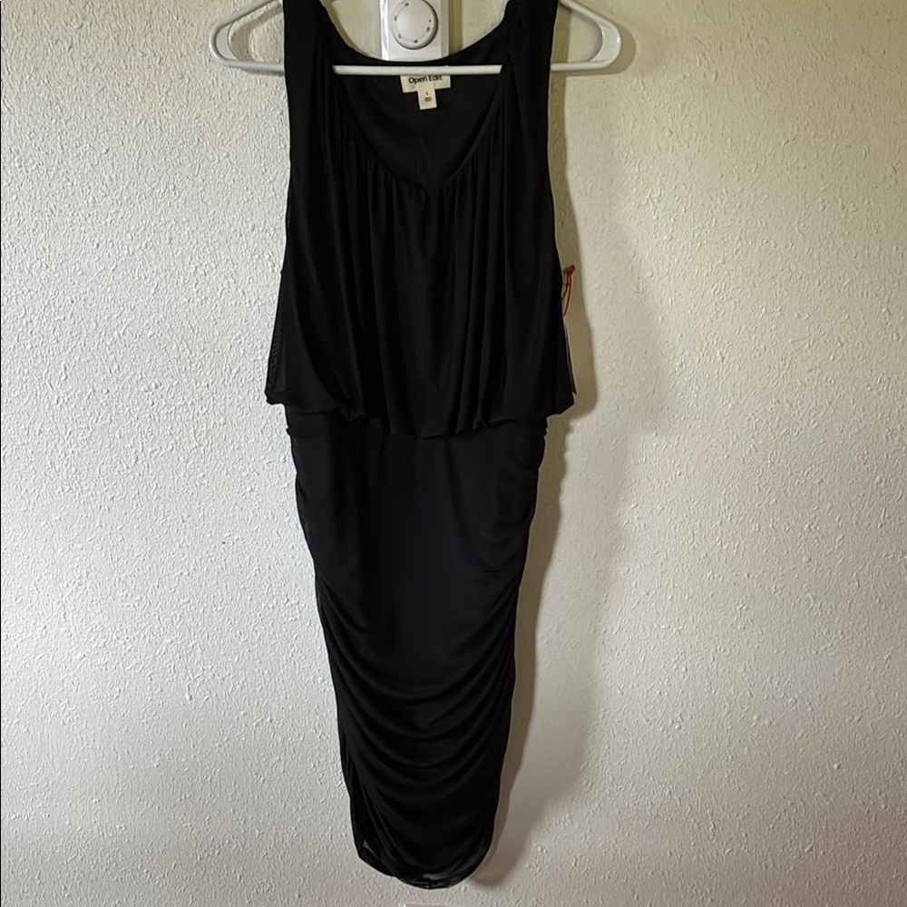 Elegant Black Sleeveless Dress